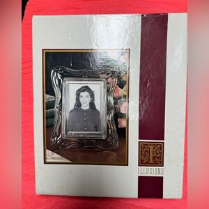5x7 Illusion Calypso Glass Frame w/ original box 24% full lead hand cut crystal